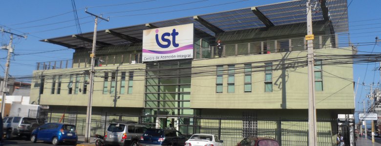 Centro de Atención Integral IST Iquique Centro de Atención Integral IST Iquique